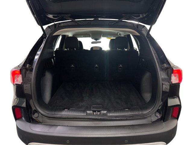 Used 2020 Ford Escape SE FWD image 13