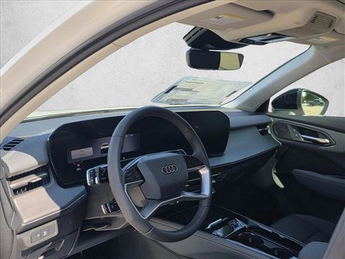 New 2026 Audi Q3 quattro 2.0T image 13