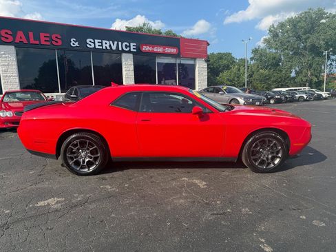 Used 2018 Dodge Challenger GT w/ Driver Convenience Group AWD/4WD image 11