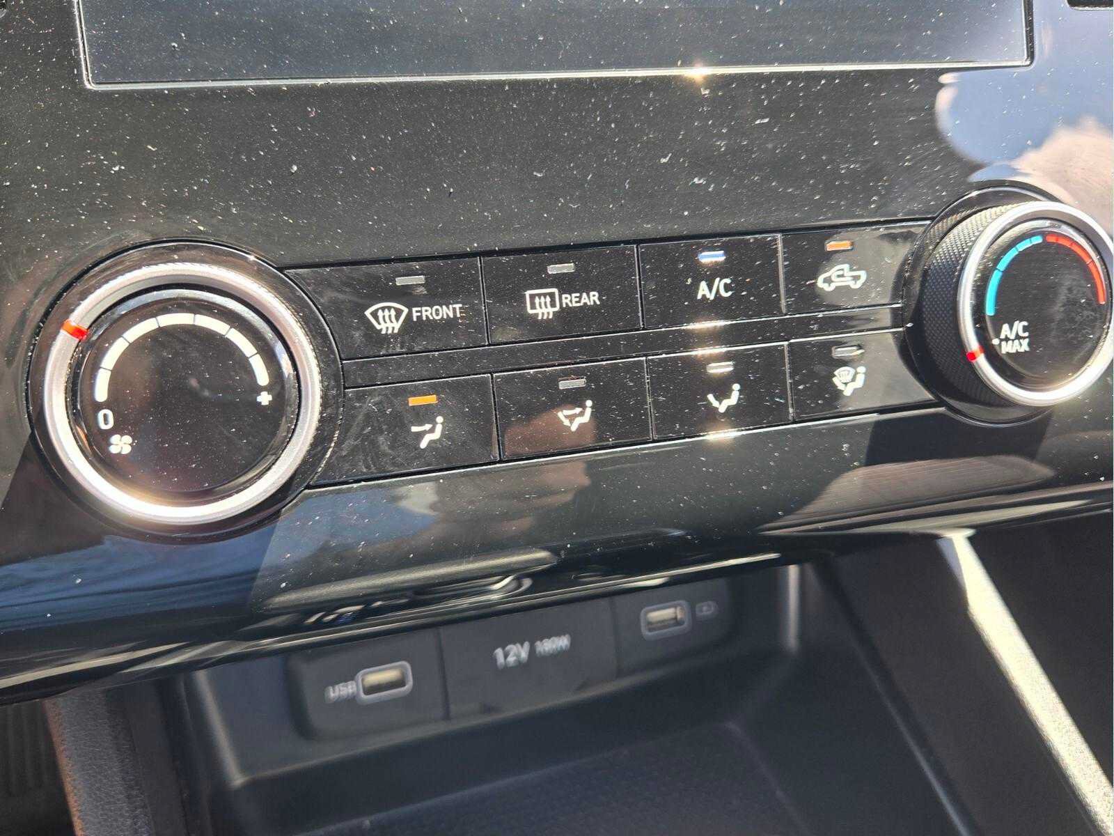 Used 2022 Hyundai Santa Cruz SEL FWD image 24