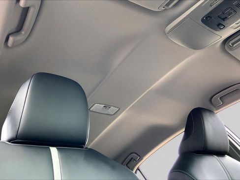 Used 2023 Toyota Camry SE FWD image 14