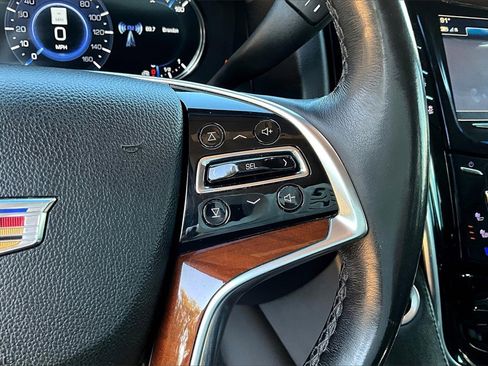 Used 2019 Cadillac Escalade Premium Luxury image 12