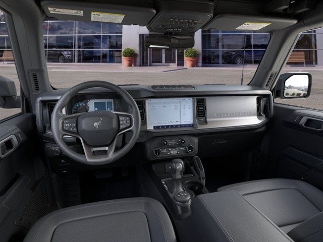 New 2025 Ford Bronco Badlands w/ Sasquatch Package AWD/4WD image 9