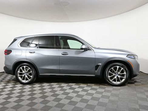 Certified 2025 BMW X5 xDrive50e w/ Parking Assistance Package image 8