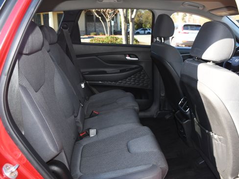 Used 2020 Hyundai Santa Fe SEL image 18
