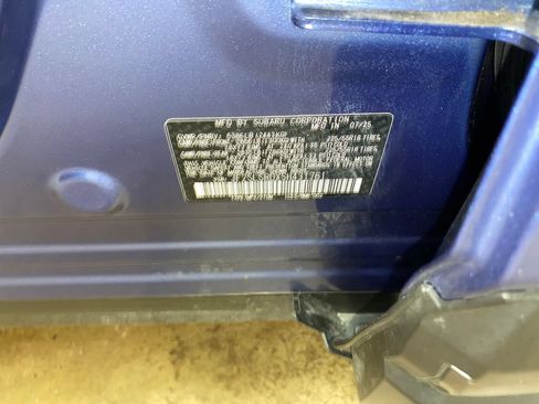 Certified 2025 Subaru Forester Limited AWD/4WD image 30