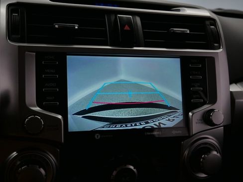 Used 2020 Toyota 4Runner SR5 Premium image 34