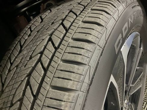 New 2026 Buick Enclave Sport Touring w/ Power Package FWD image 40