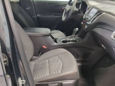 Used 2018 Chevrolet Equinox LT FWD image 26