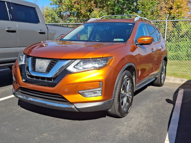 Used 2017 Nissan Rogue SL w/ SL Premium Package AWD/4WD image 3
