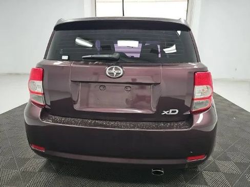 Used 2011 Scion xD FWD image 4