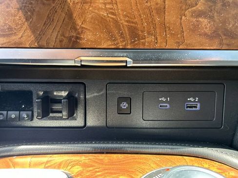 Certified 2023 Nissan Armada SL w/ Cargo Package AWD/4WD image 19