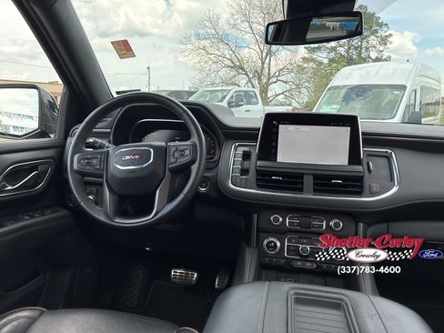 Used 2023 GMC Yukon XL AT4 w/ AT4 Premium Plus Package AWD/4WD image 25