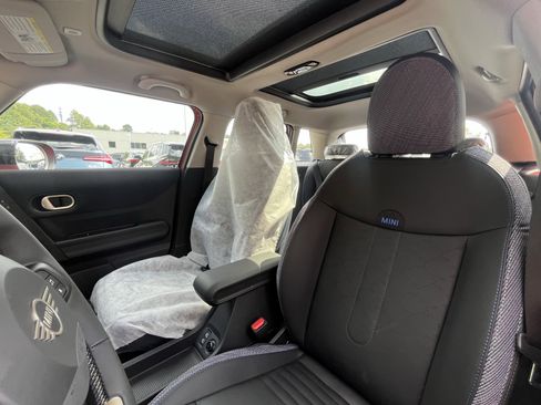 Used 2025 MINI Cooper S image 13