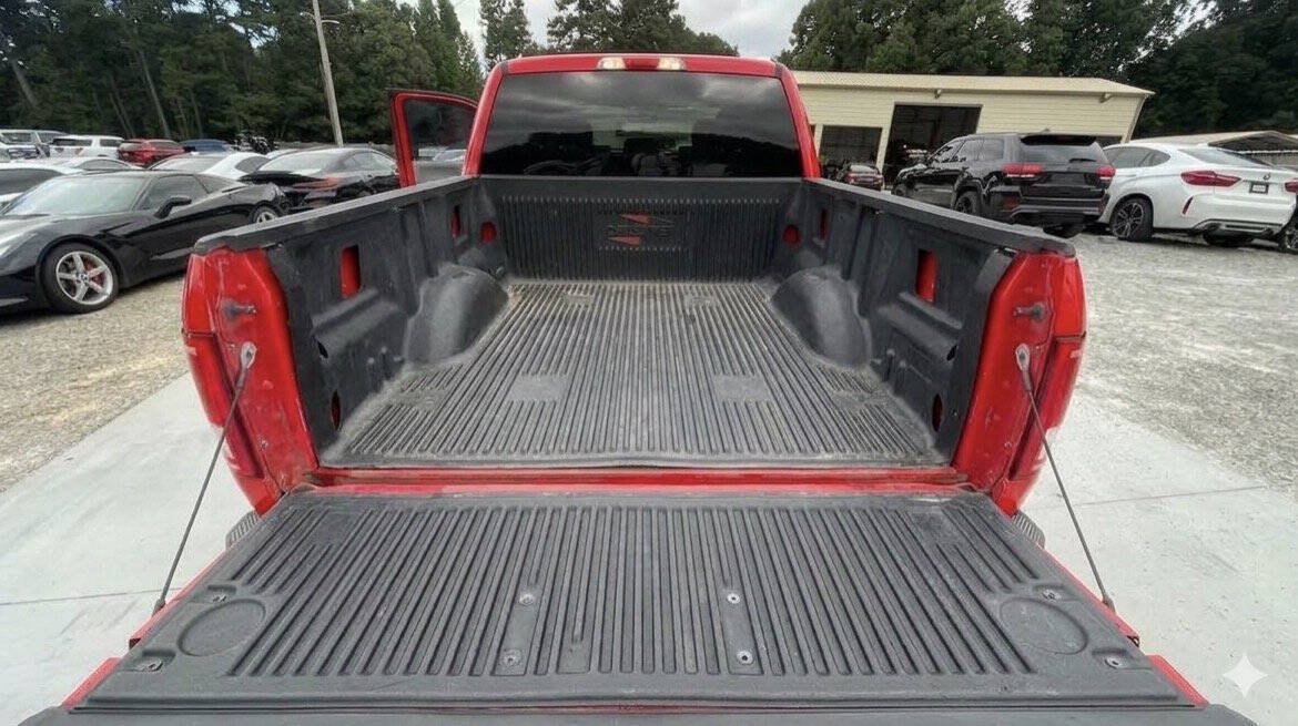 Used 2017 Ford F150 XLT RWD image 8