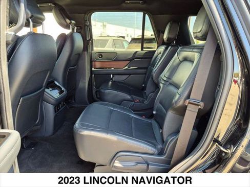 Certified 2023 Lincoln Navigator 2WD image 24