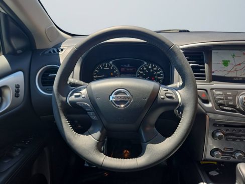 Used 2017 Nissan Pathfinder SL w/ SL Premium Package AWD/4WD image 12