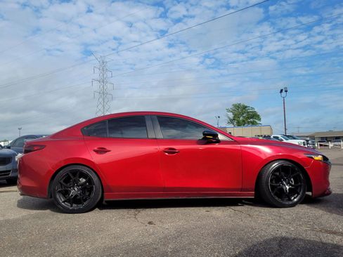 Used 2020 MAZDA MAZDA3 Sedan w/ Black Accent Package image 13