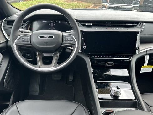 New 2026 Jeep Grand Cherokee Limited image 21