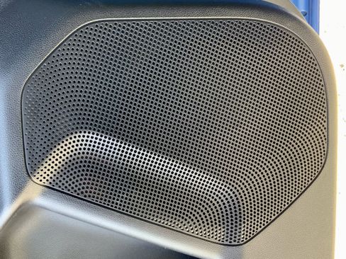 New 2025 GMC Canyon Elevation w/ Convenience Package image 59