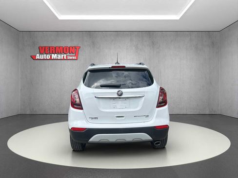 Used 2022 Buick Encore Preferred w/ Safety Package AWD/4WD image 7