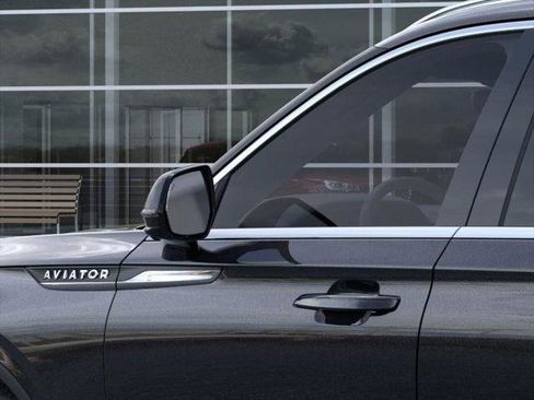 New 2026 Lincoln Aviator Premiere image 20