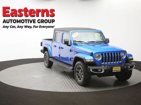 Used 2021 Jeep Gladiator Overland AWD/4WD image 60