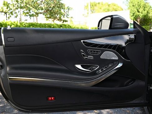 Used 2017 Mercedes-Benz S 550 Cabriolet image 31