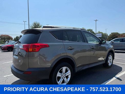 Used 2014 Toyota RAV4 XLE AWD/4WD image 7