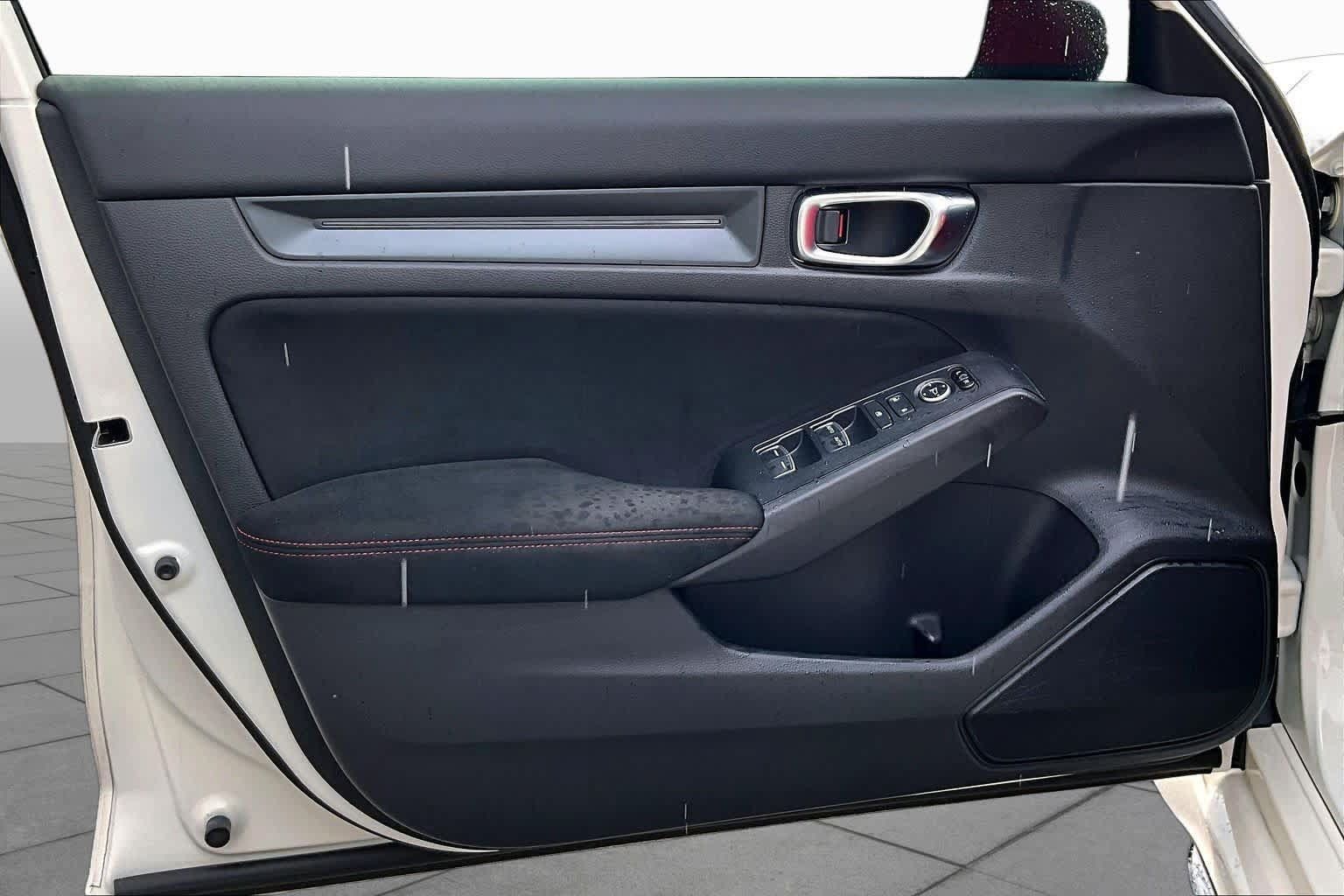 Used 2025 Honda Civic Type R image 23