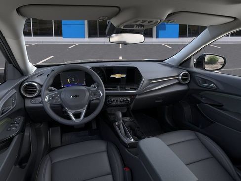New 2026 Chevrolet Trax ACTIV w/ Sunroof Package FWD image 15