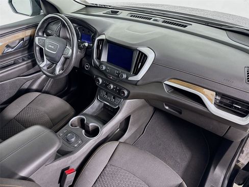 Used 2021 GMC Terrain SLE w/ Driver Convenience Package image 31