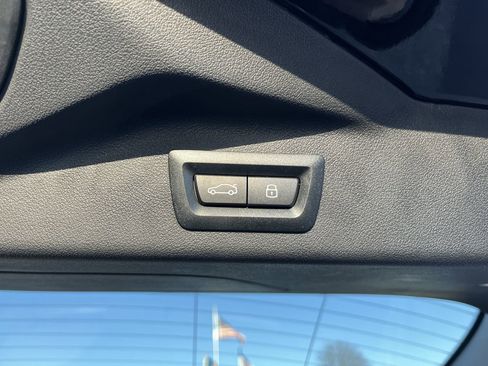 Certified 2024 BMW X7 xDrive40i image 35