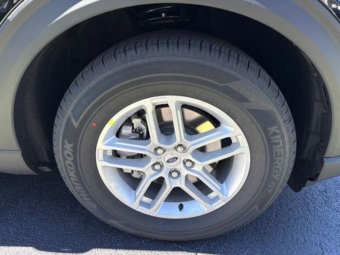 New 2026 Ford Explorer Active w/ Active Comfort Package image 11