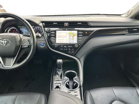 Used 2020 Toyota Camry XLE w/ Driver Assist Package image 12