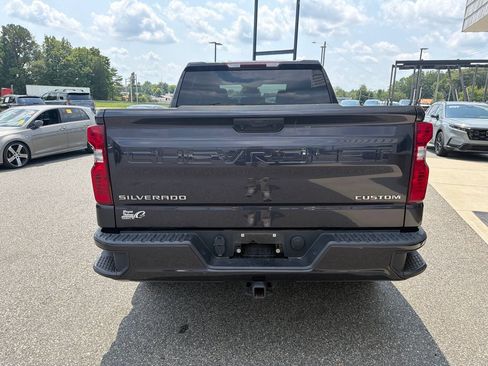 Used 2022 Chevrolet Silverado 1500 Custom AWD/4WD image 6