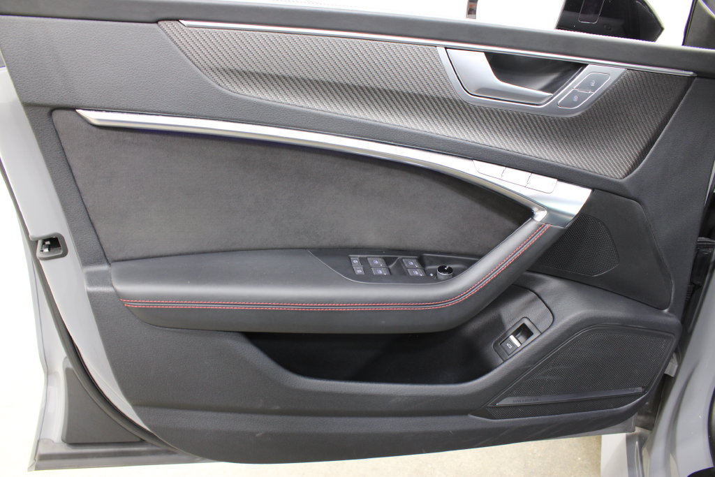 Used 2023 Audi RS 7 Sportback AWD/4WD image 18