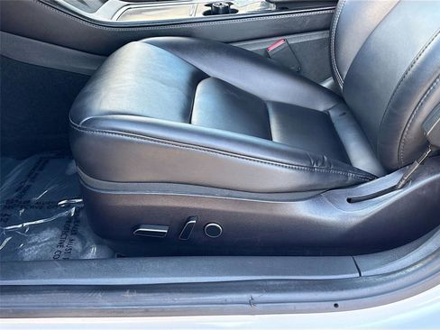 Used 2023 Tesla Model 3 Standard Range image 19