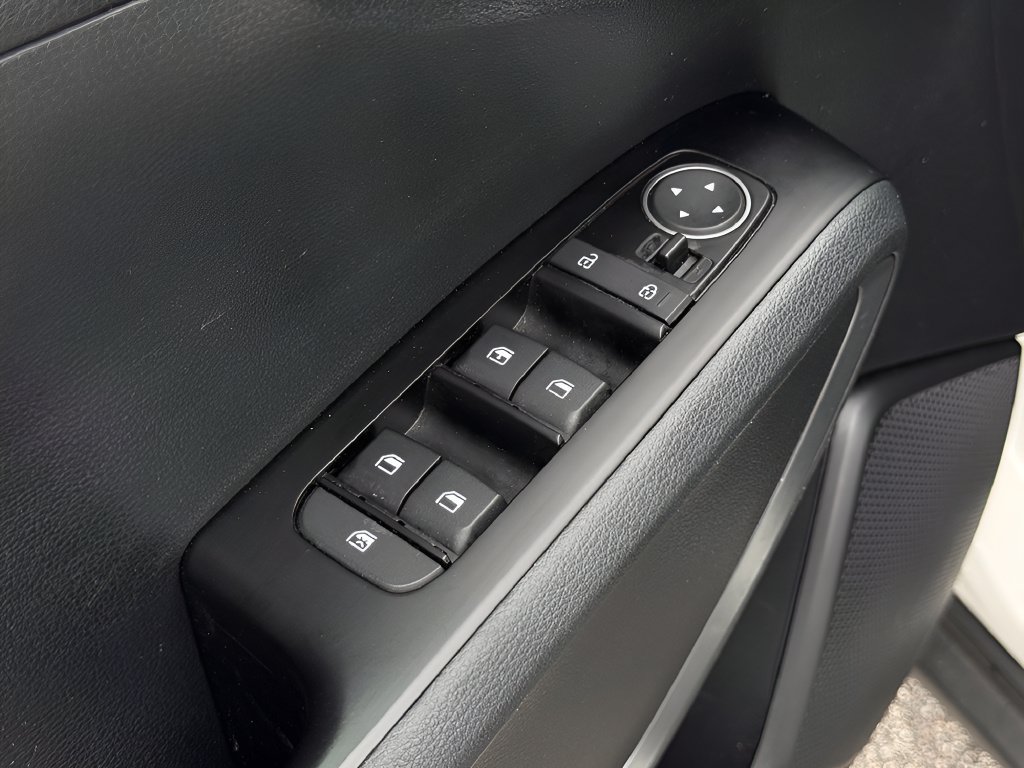 Used 2021 Kia Soul EX FWD image 12