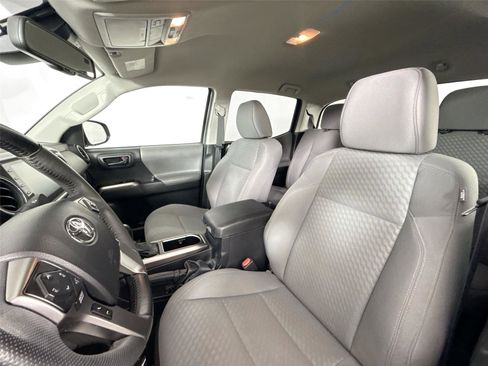Certified 2023 Toyota Tacoma SR5 image 15