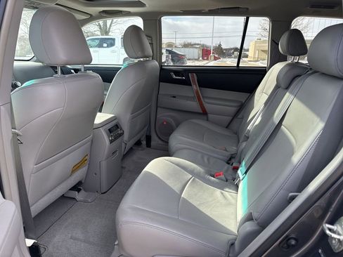 Used 2010 Toyota Highlander Limited image 14
