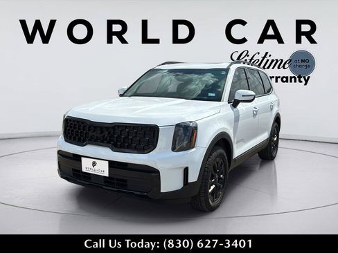 Used 2025 Kia Telluride AWD image 11