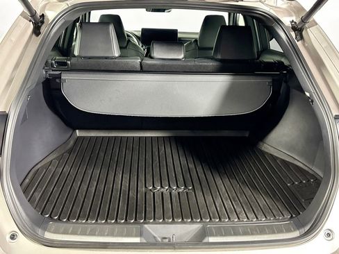 Used 2024 Toyota Venza Nightshade image 20