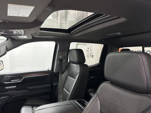 Used 2024 GMC Sierra 1500 Denali w/ Denali Reserve Package image 33