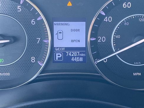 Used 2018 Nissan Armada Platinum w/ Captain Seat Package image 34