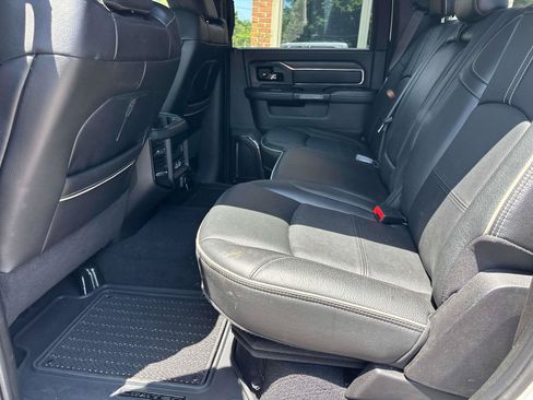 Used 2022 RAM 2500 Limited AWD/4WD image 10