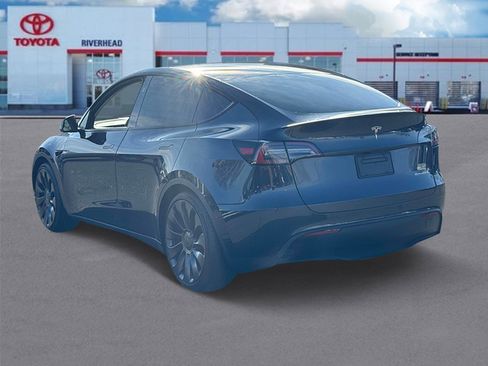 Used 2024 Tesla Model Y Performance image 3