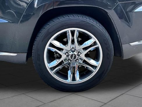 Used 2014 Jeep Grand Cherokee Summit AWD/4WD image 10