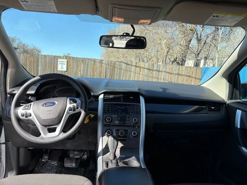 Used 2013 Ford Edge SE image 18