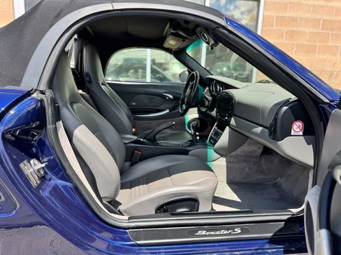 Used 2002 Porsche Boxster S RWD image 31